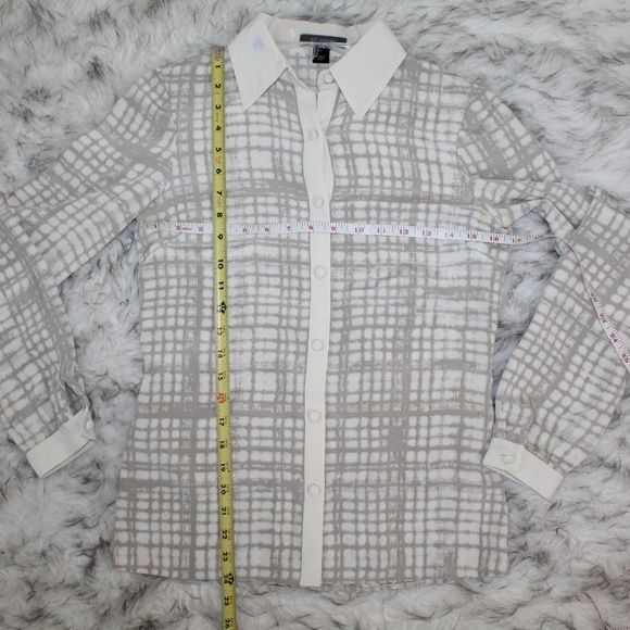 St. John Silk Button Down Blouse in White & Gray - Picture 3 of 8